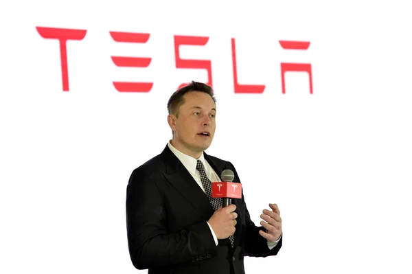 The Extraordinary Rise of Elon Musk: A Billionaire’s Tale